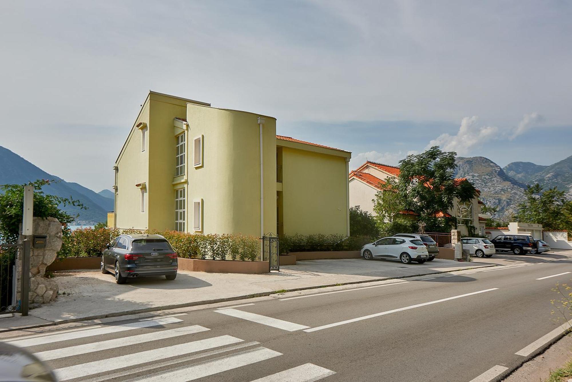 2montenegro Mimoza Apartment